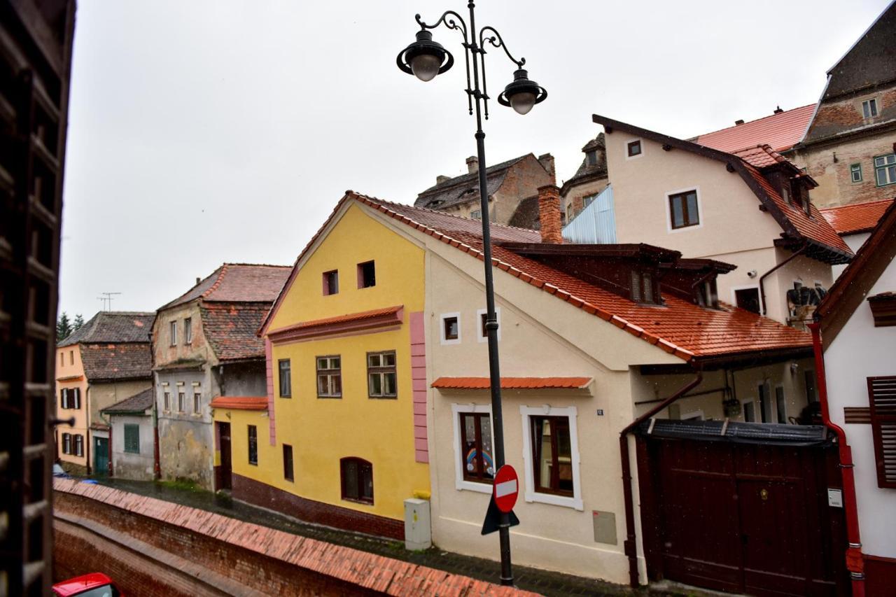 Flh - Anna'S Guest House ซีบิว ภายนอก รูปภาพ